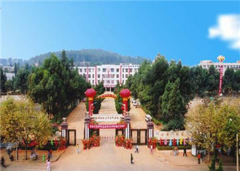 云南成考报名2018年云南冶金高等专科学校招生简章(图1) 云南成考报名2018年云南冶金高等专科学校招生简章